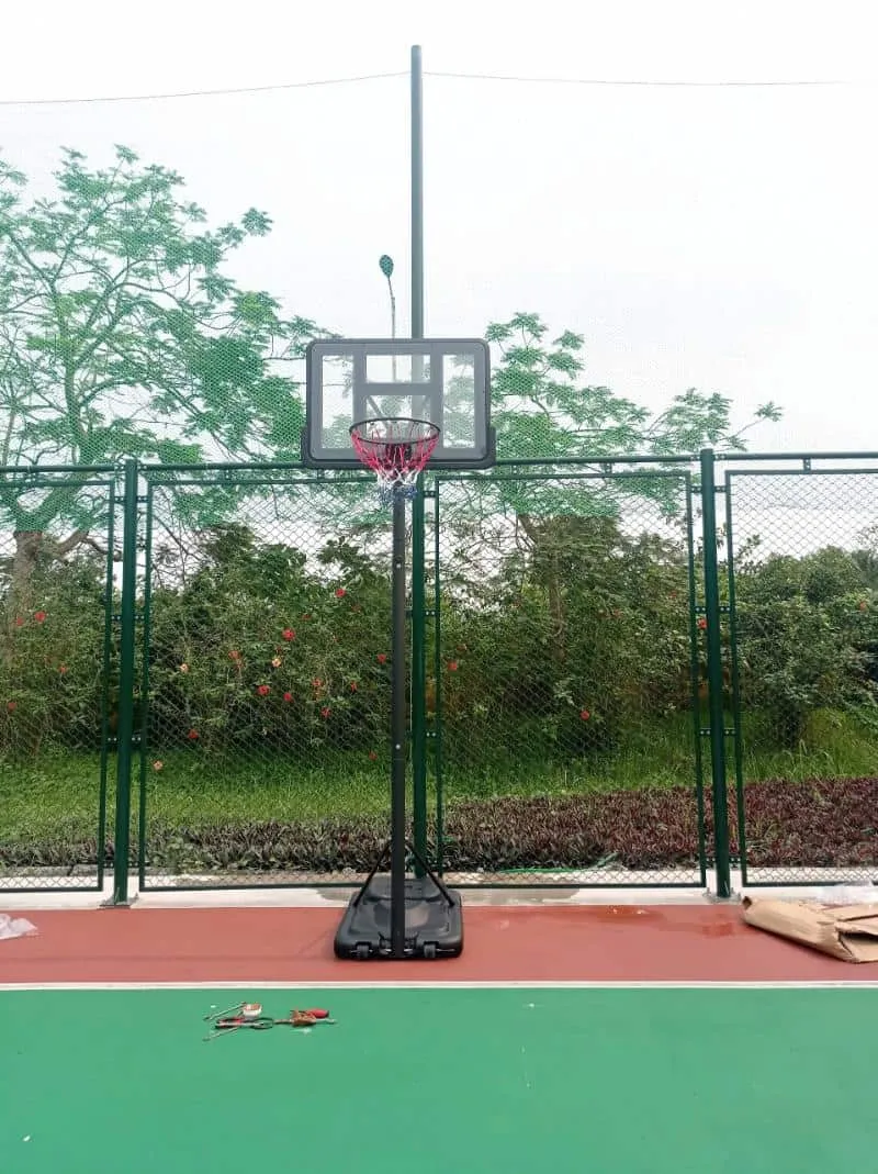 trụ bóng rổ cho câu lạc bộ
