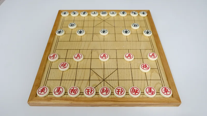 Đặc điểm nổi bật của bàn cờ tướng gỗ thông
