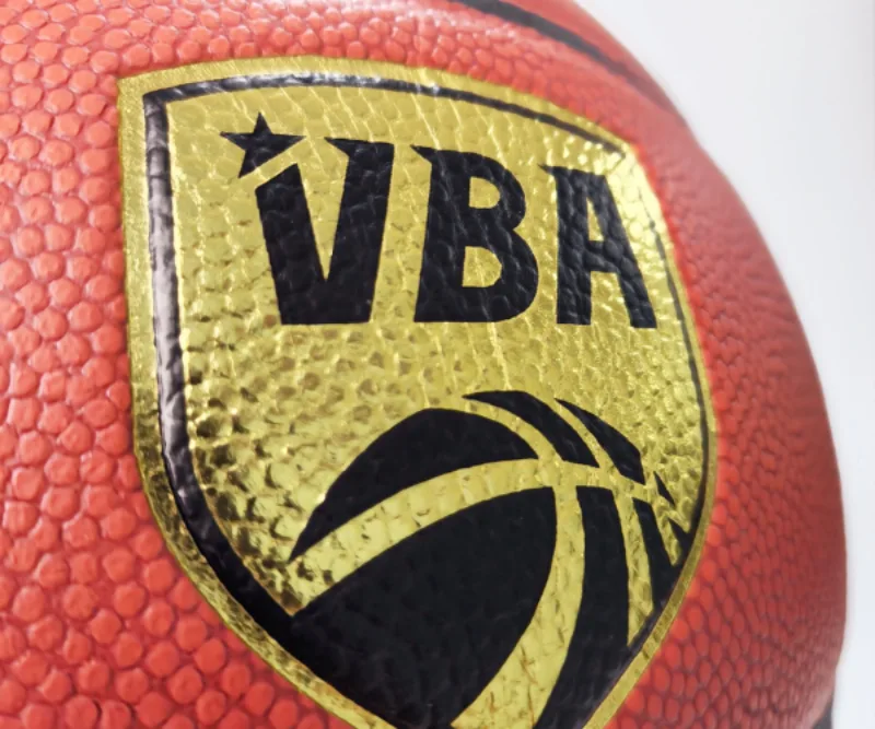 Quả bóng rổ Spalding VBA Official Game Ball 3 Đặc điểm nổi bật của quả bóng rổ Spalding VBA Official Game Ball