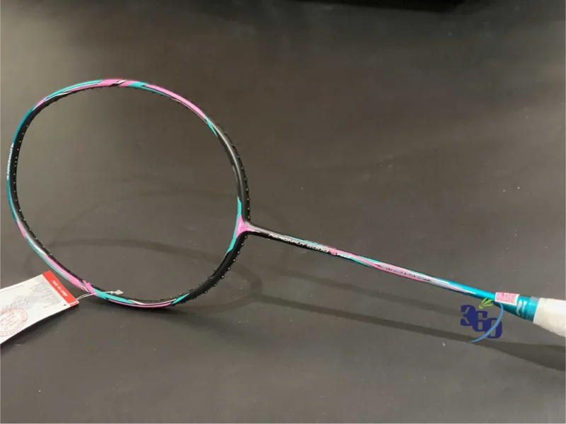Top 4 mẫu vợt cầu lông Lining được nhiều người khuyên dùng 4 Vợt cầu lông Lining Aeronaut 6000