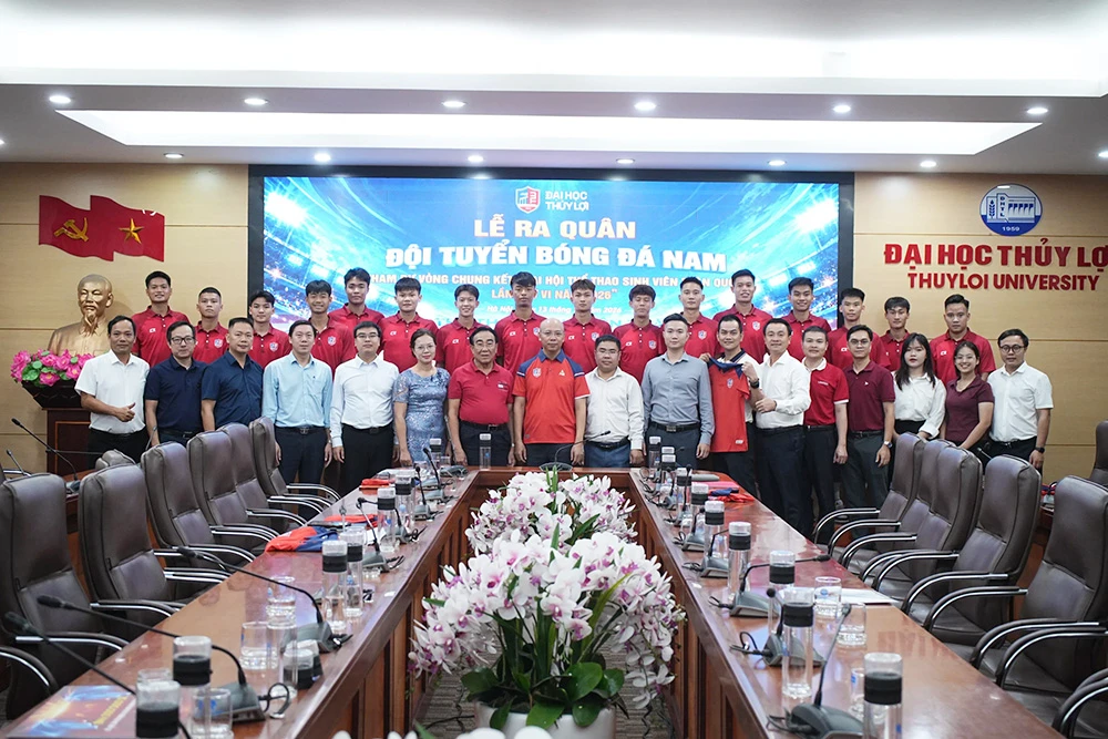 Lễ xuất quân của đội tuyển bóng đá nam sinh viên Trường Đại học Thủy Lợi 2026 5 Lễ xuất quân của đội tuyển bóng đá nam sinh viên Trường Đại học Thủy Lợi 2026
